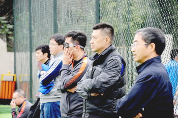 足球让人热血沸腾,足球让我们着迷