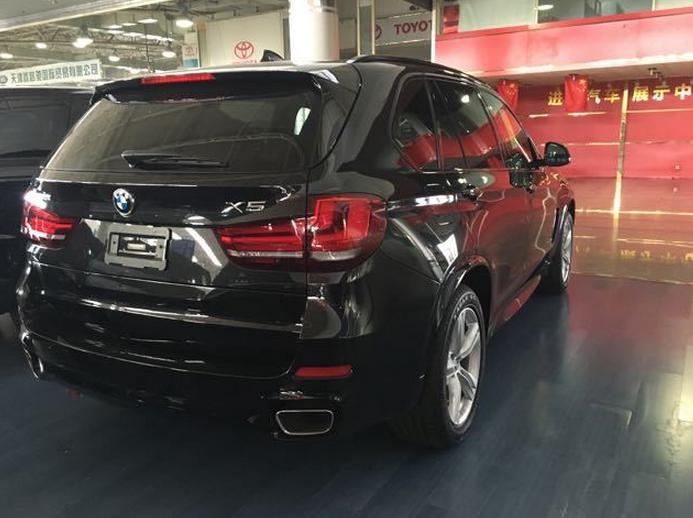 宝马新x5发动机,bmwx5m50i