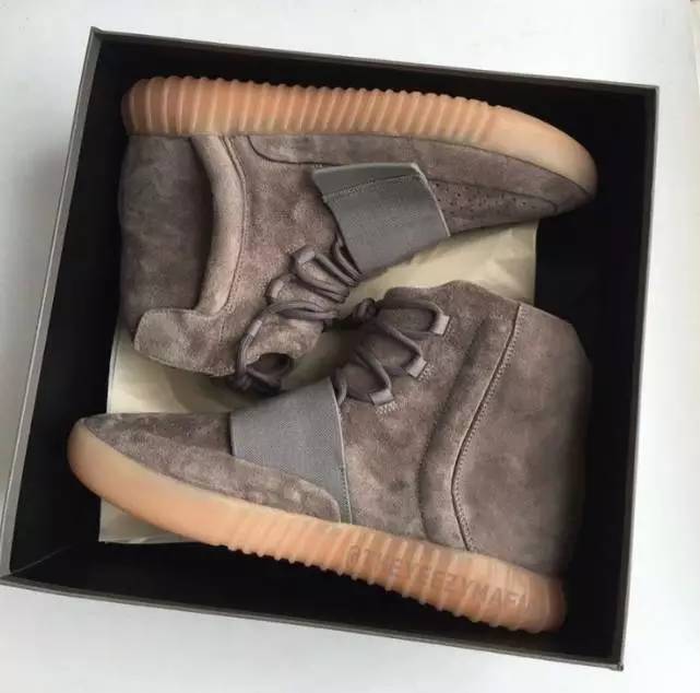 一支YSL就打发了女票,那一双NIKEMag呢?