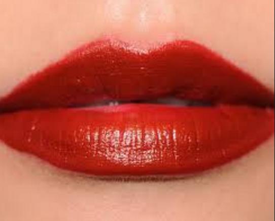超级显白最近很火的口红,哪个牌子口红巨显白