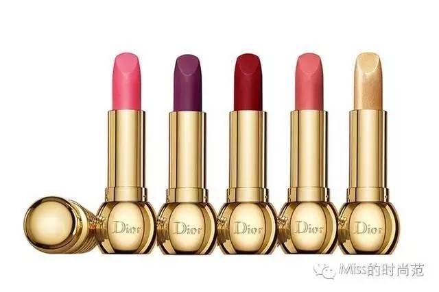 时尚从来不局限于年轻人,时尚是一种态度与年轻无关