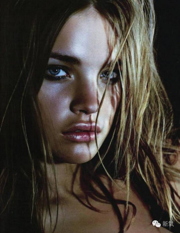 11岁卖水果，19岁嫁王室，29岁成LV太子妃……