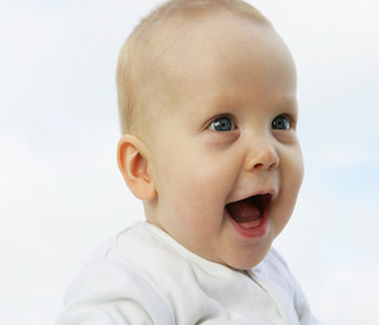 宝宝去除痱子最有效的方法,夏季如何预防痱子和去除痱子