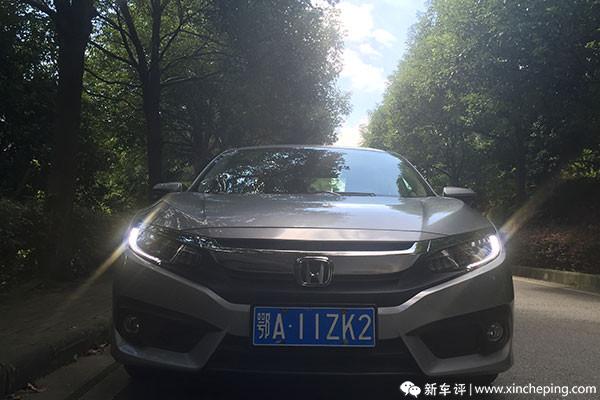 第十代思域第一批车主,恭喜儿子喜提新车十代思域