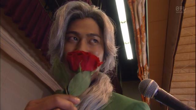 想要快速脱非入欧?快来看这两部神剧。