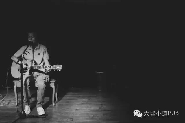 搜店|小道PUB大理谋生,小道谋爱,与好音乐不期而遇