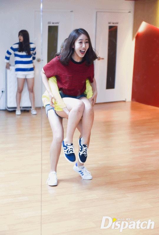 为啥女人脚穿高跟鞋都那么窄,腿较短的女性不应该穿高跟鞋