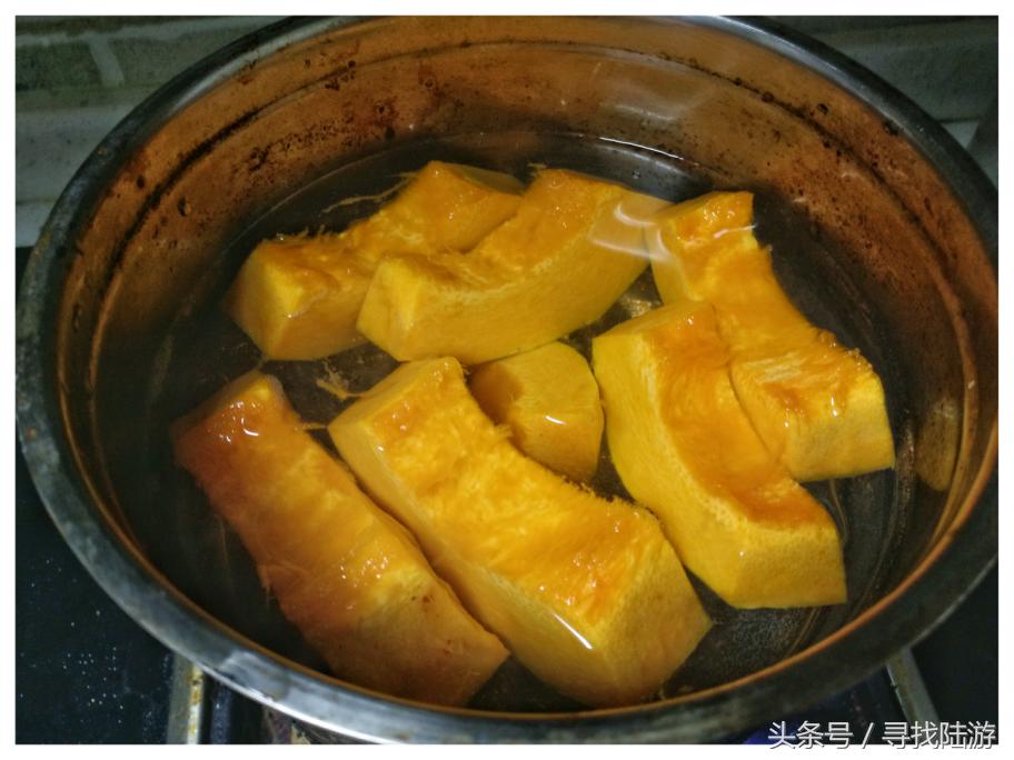 宝宝黄金南瓜粥,24k黄金大米