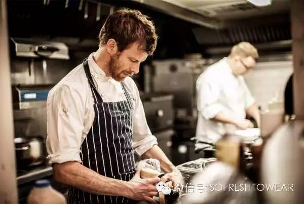 真正有品味的人不买lv,真正有档次的男人不炫耀开什么车