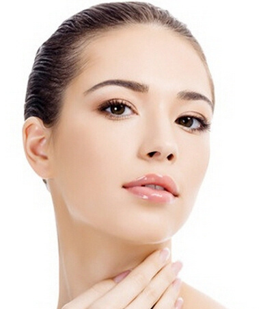 为什么化妆师化妆那么显老,化妆师为什么化妆显老呢