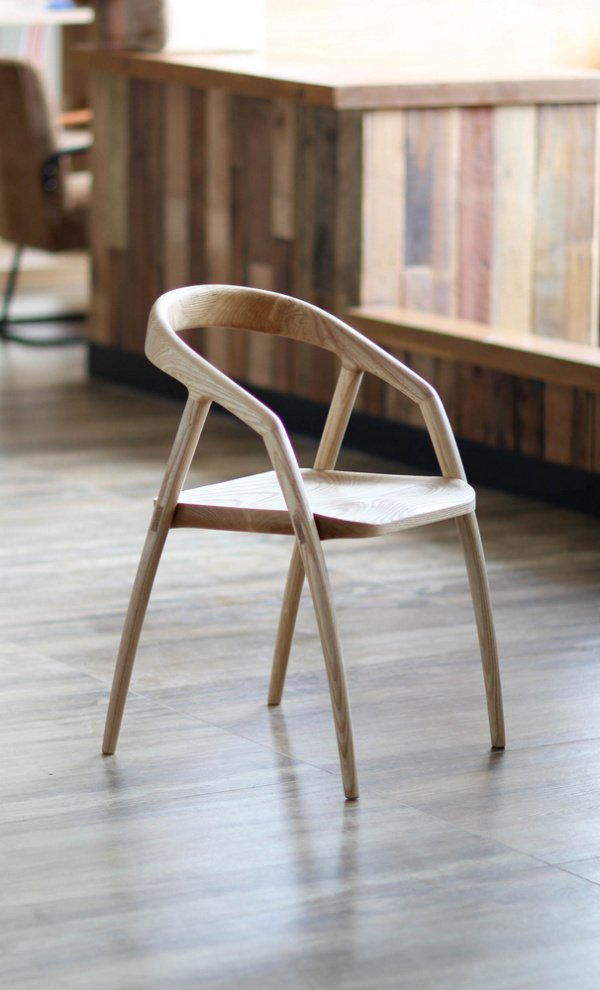 白蜡木和橡木黑胡桃木哪个好,黑胡桃木实木家具优点