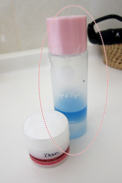 长闭口粉刺用什么卸妆产品,长痘痘和粉刺适合用什么卸妆产品