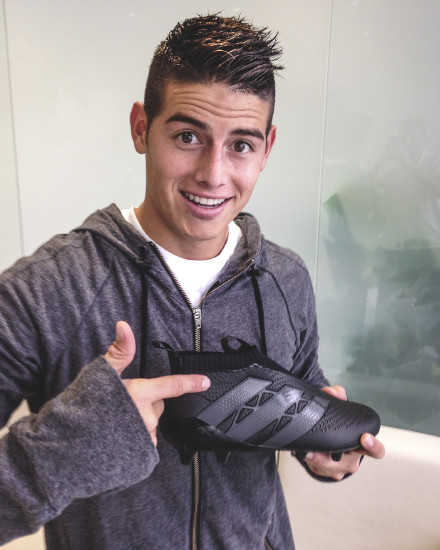 阿迪达斯猎鹰freak配色系列,阿迪达斯glitch