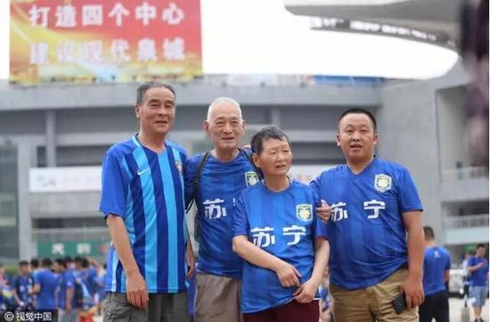 足球极其浪漫,足球也可以如此浪漫c罗