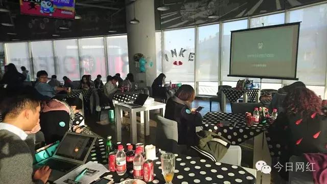 接下天猫千万级广告单，映客仍坚持“很克制”的商业化