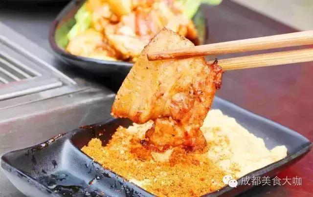 正宗西昌烧烤,喝酒吃肉看电影,关键人均才50~