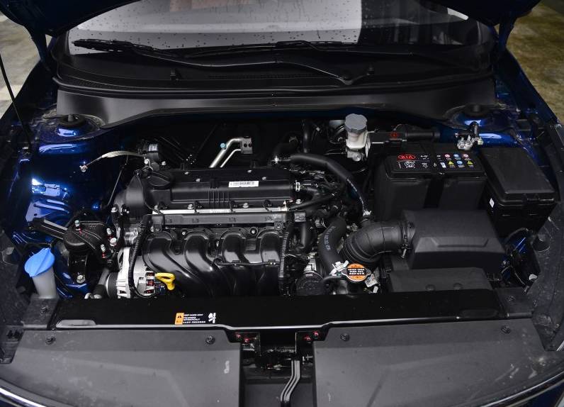 北京现代伊兰特起亚k2多少钱,起亚k2和现代酷派