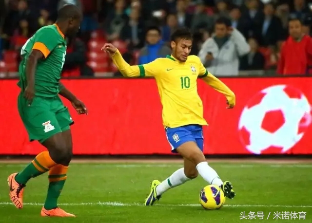 足球如何停高空球视频,如何停好高空球