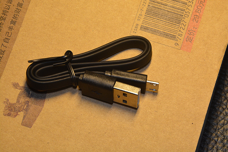 简化、半价，赛尔贝尔D900MINI蓝牙耳机体验