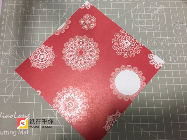 纸在乎你手工折纸：心形盒子折纸视频图解