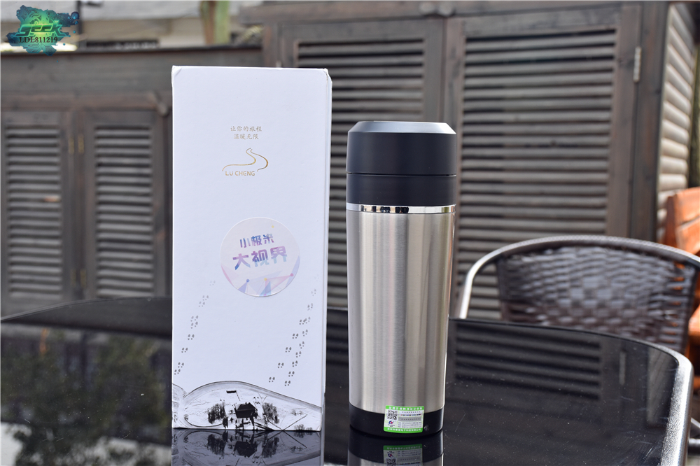 旅途中无处不在的温暖-QCY侣澄便携电热杯