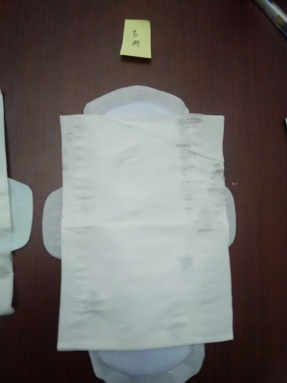 女生卫生巾大礼包,全网最火最全二十种卫生巾测评