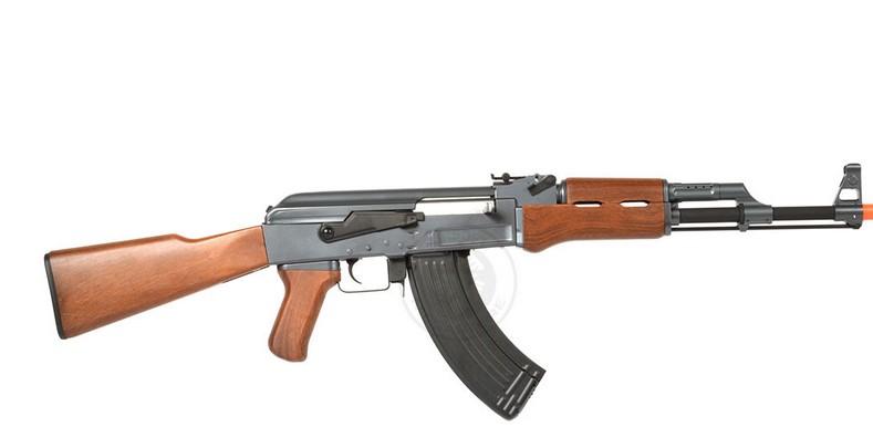 枯法师荒法师独步哪个更适合野钓,达瓦荒法师适合钓多大鱼