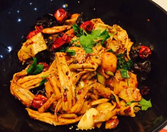 青岛麻辣香锅哪家好,青岛万象城傲翔麻辣香锅