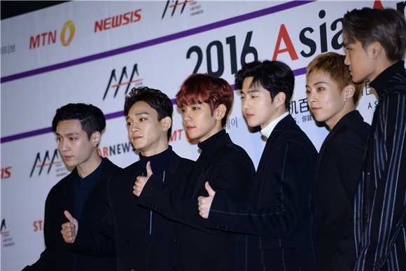 防弹和exo颁奖典礼,yes首尔出席活动视频