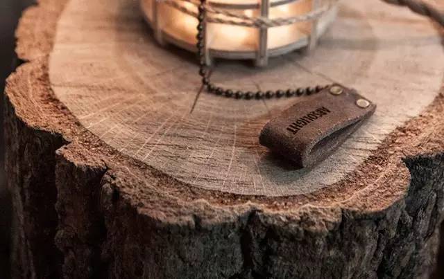 伏特加带灯光,绝对伏特加夜装限量版星夜紫