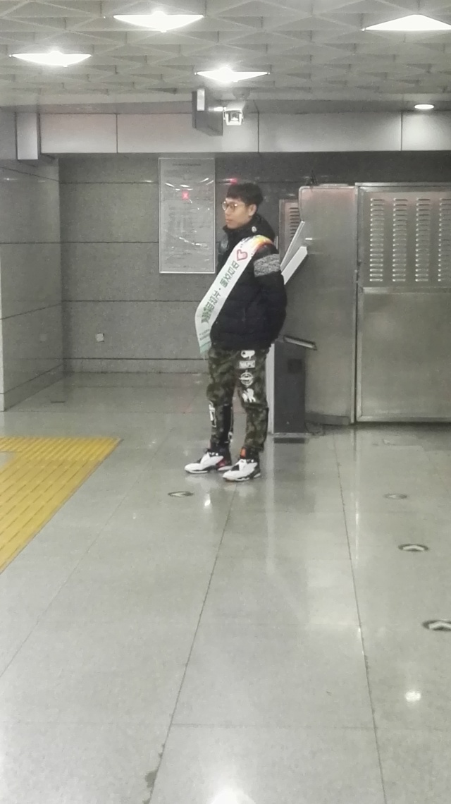 知春路地铁故障,知春路地铁事故