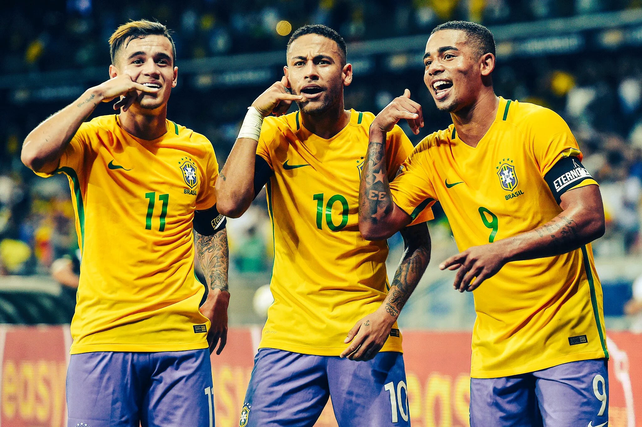 巴西队内马尔2比0,世预赛内马尔对梅西