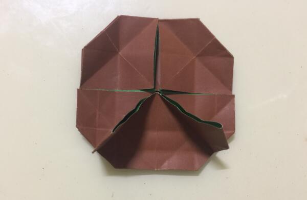 怎样折蝴蝶结放到爱心盒子上面,蝴蝶结盒子折纸教程