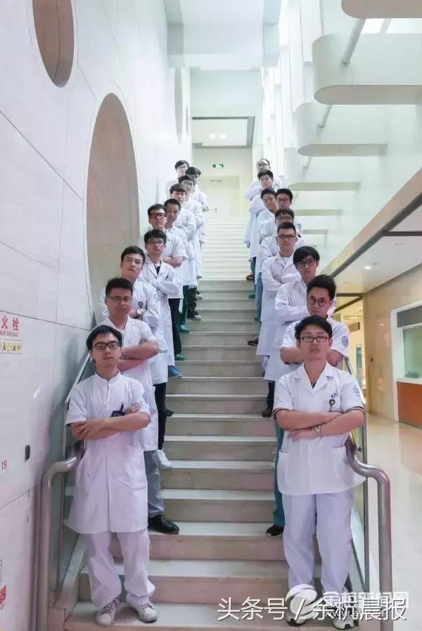 厉害了我的哥配图,厉害了我的哥图片表情