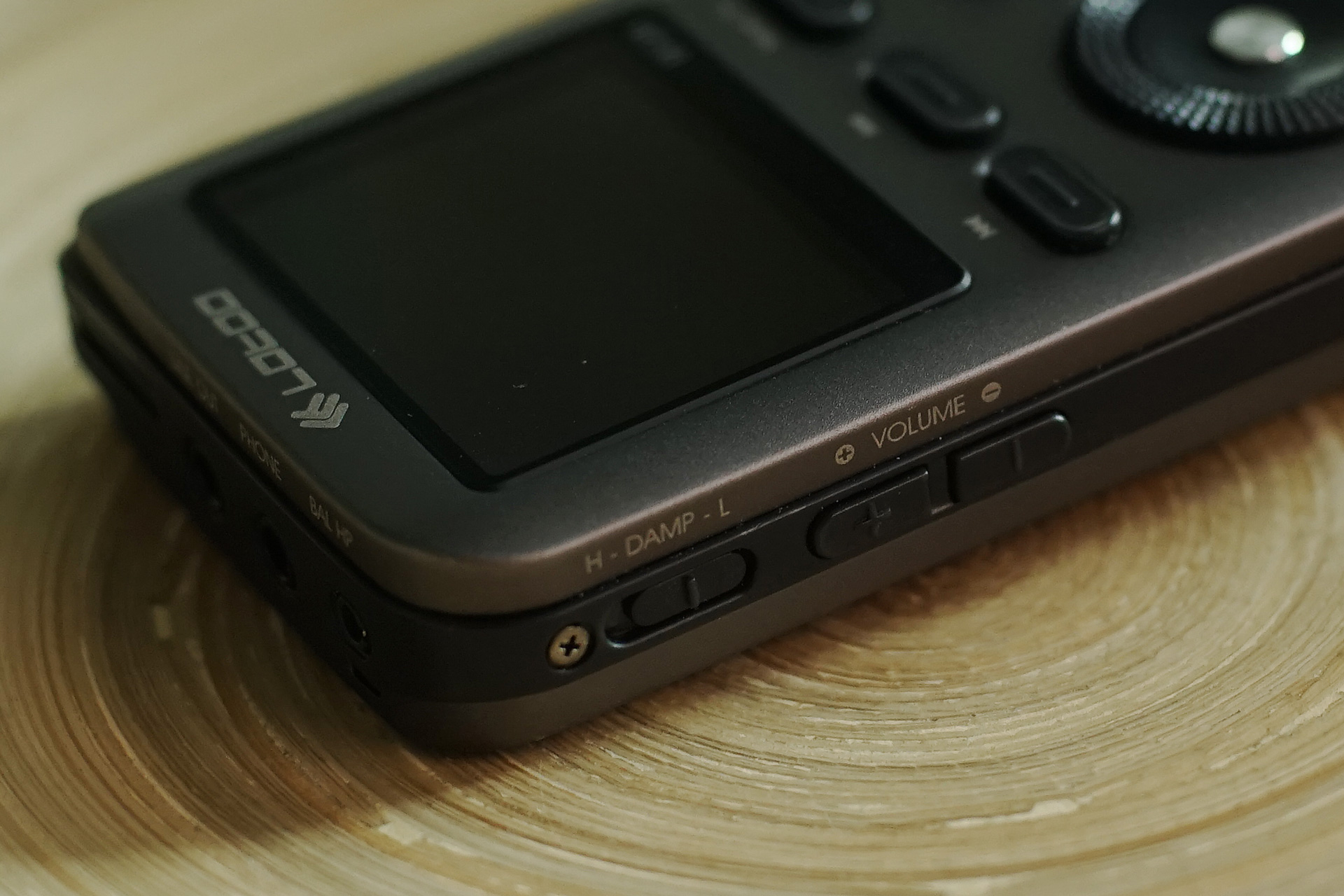 整天说千元*放播**器音质比不过手机的人肯定没用过这台专业*放播**器