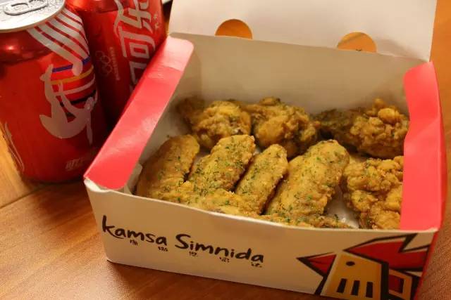 周一上班有情绪？能用嘴巴解决的，我们尽量不动手！