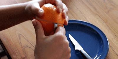 香蕉应该怎样剥,剥香蕉从哪里剥