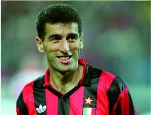 俱乐部历史最佳阵容排名,俱乐部fifa排名第一