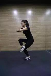 练一练,远离腰痛(腰椎锻炼手册)