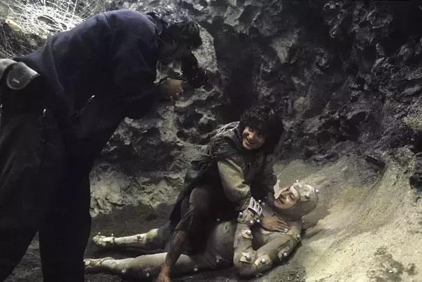 特效化妆中的特效是怎么弄出来的,特效化妆是做什么