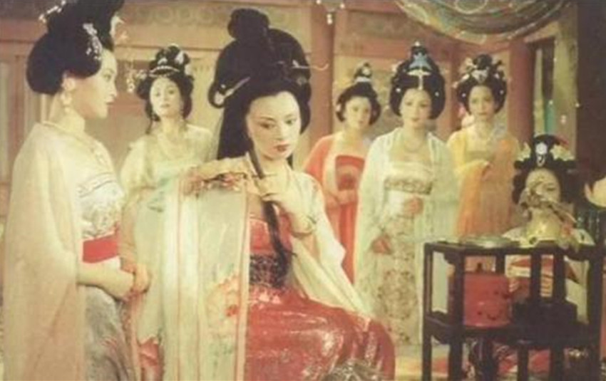 唐玄宗对杨贵妃的感情是真实的,唐玄宗只宠幸杨贵妃一人吗