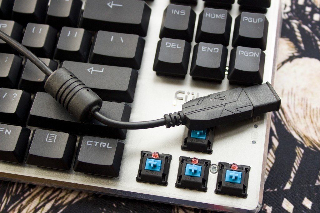 富勒g87键盘好不好,cherrymx1.0和富勒g87s