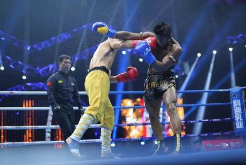 不要太在意黑粉的言论,不要在意网上的言论