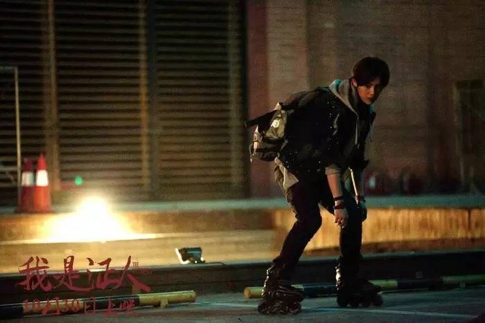 Jolin的蛋糕，杨幂的画，鹿晗的足球...万万没想到！明星们都是酱紫的跨界艺能王！