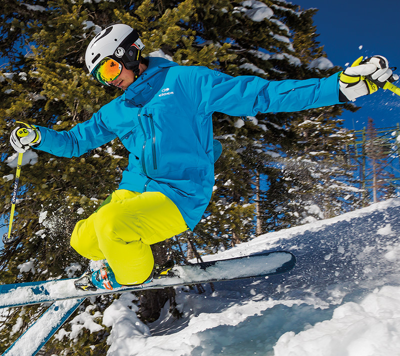 滑雪服品牌推荐单板,ak滑雪服什么品牌