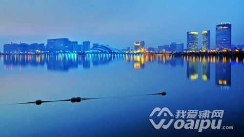 合肥政务区高端写字楼集群天鹅湖商务区堪比曼哈顿