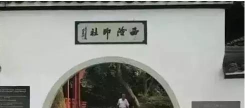 汉字错别字闹笑话,因为错别字而闹出的笑话日记