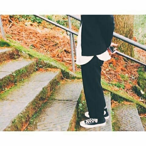 太瘦衣服撑不起来怎么搭配,大学生如何搭配衣服口诀