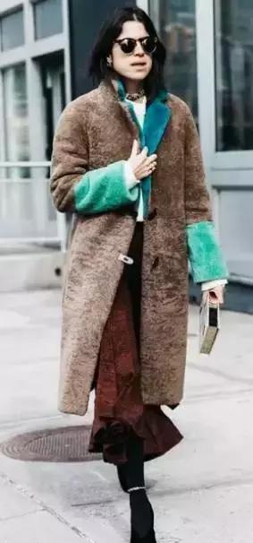 冬天也可以露腿吗,不好意思露脚趾是什么心理