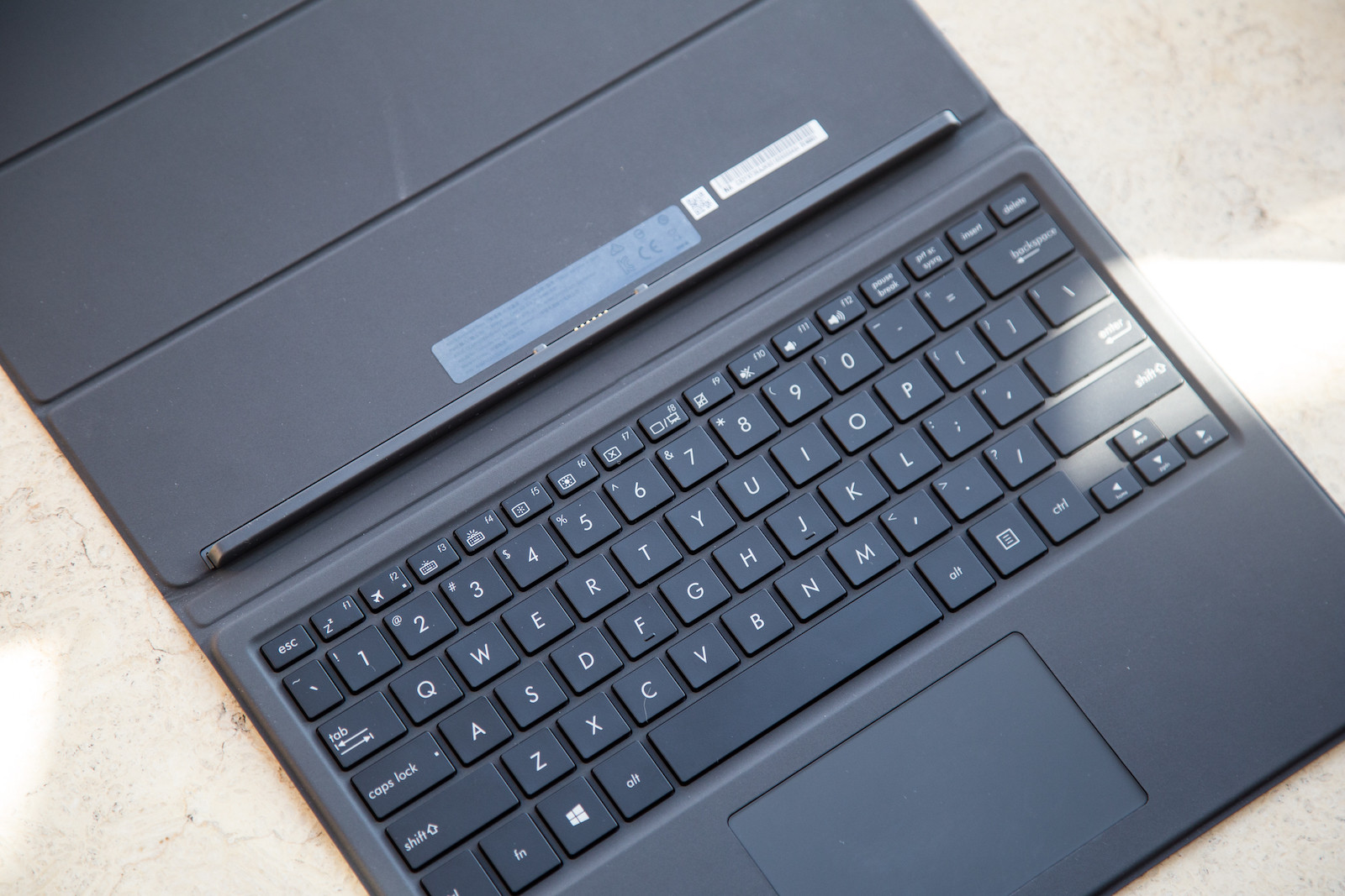 华硕灵焕3升级内存,影音效果好的笔记本